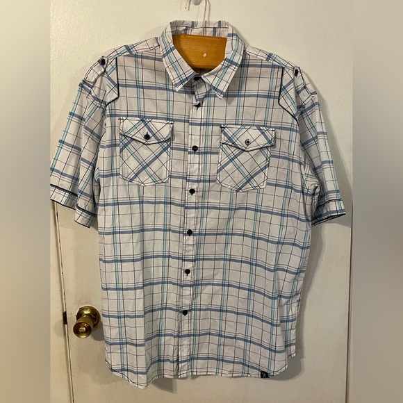 Marc Ecko Cut & Sew Men's‎ Gray Button Up Short Sleeve Shirt Size 3XL plaid - Picture 1 of 7